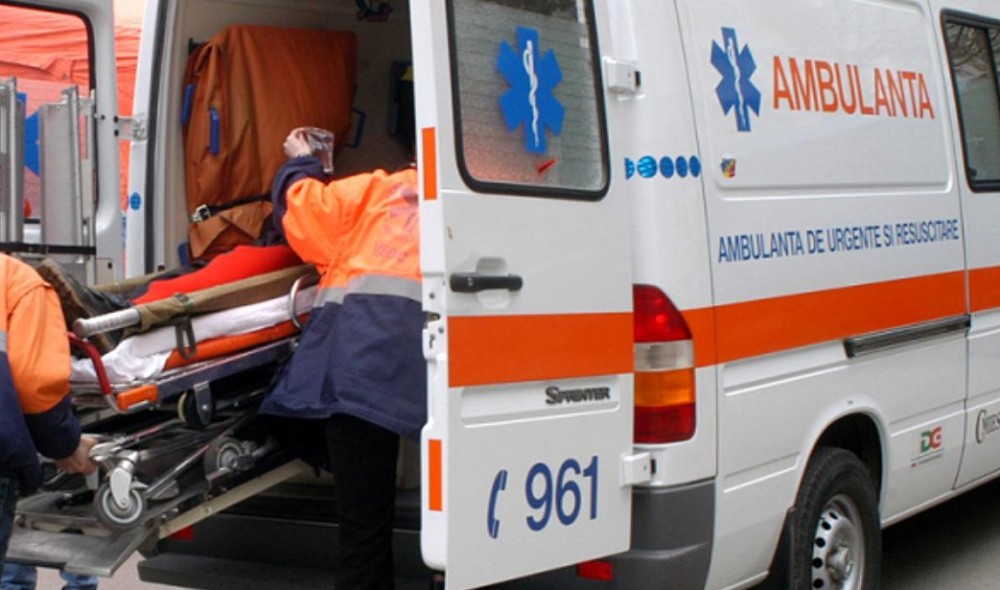 O româncă și-a dat foc într-un cimitir. Motivul din care a recurs la acest gest